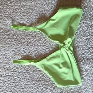 NWT Gymshark Twist Front Bralette Sports Bra in Energy Gelato Green
